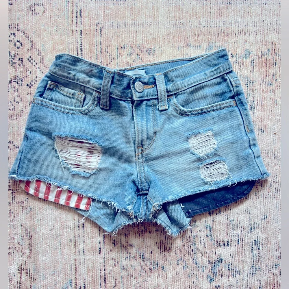 Old Navy Light Blue Distressed Jean Shorts